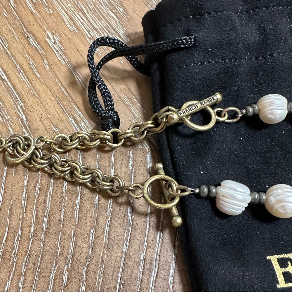 French Kande Bronze Medallion Necklace with Pearl Beads - Picture 3 of 6